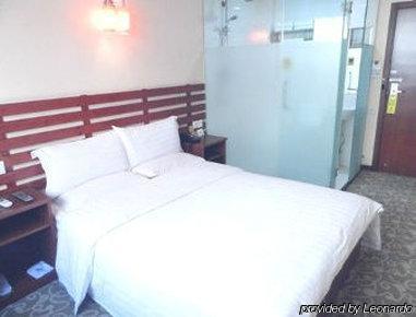 Super 8 Beijing Guang Ming Qiao Hotel Exterior foto